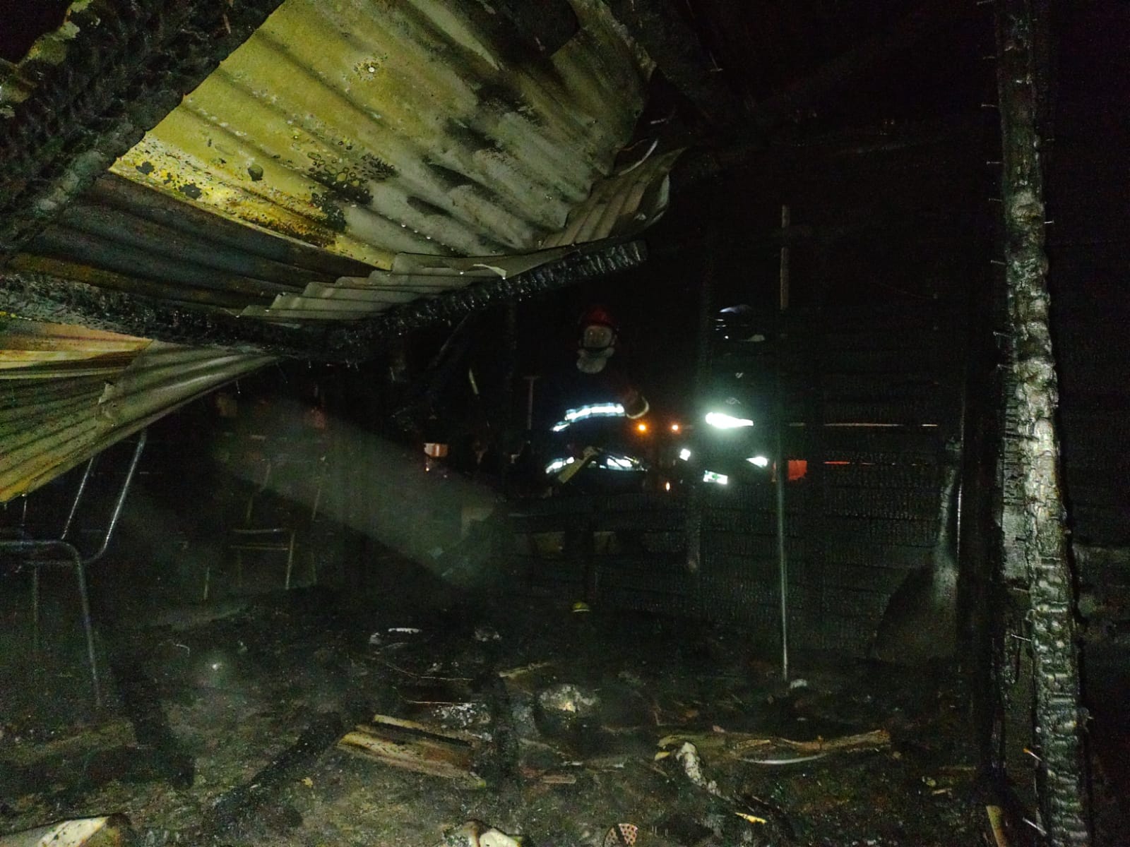 Un incendio destruyó una precaria Vivienda en el barrio 22 de Septiembre