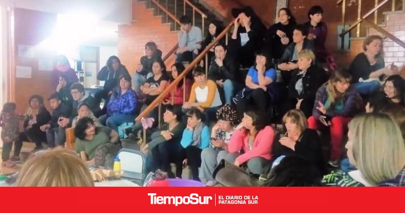 Descontarán los días de paro a los docentes a partir del 1 de setiembre