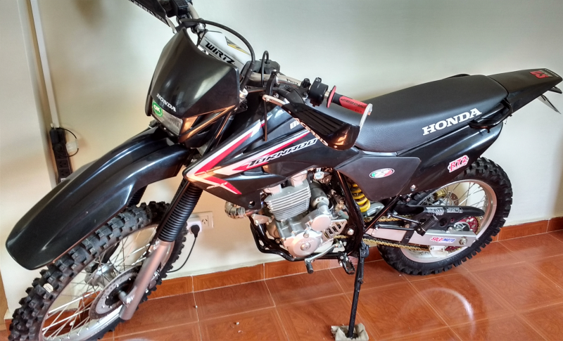 Honda xr 250 tornado