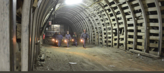 Mineros preocupados por su seguridad. (Archivo). 