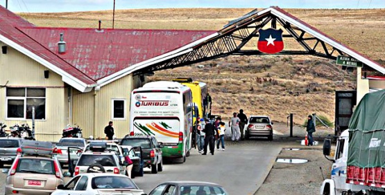 El chofer argentino fue detenido en Monte Aymond con 25 kilos de droga.