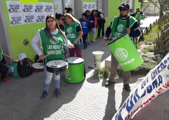 Reclamo frente al Municipio. 