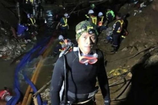 Muere un buzo que ayudaba a los niños atrapados en una cueva