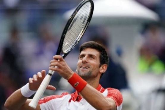 Djokovic ganó el Masters de Shanghái y quedó cerca de ser el número uno del mundo