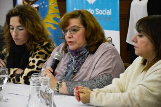 Rocio García, Claudia Martínez y Cecilia Velázquez 