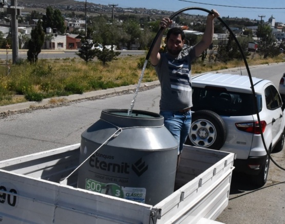 Hacen cargadero comunitario que SPSE habilitó. 