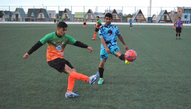 El líder se repartió los puntos en esta jornada. 