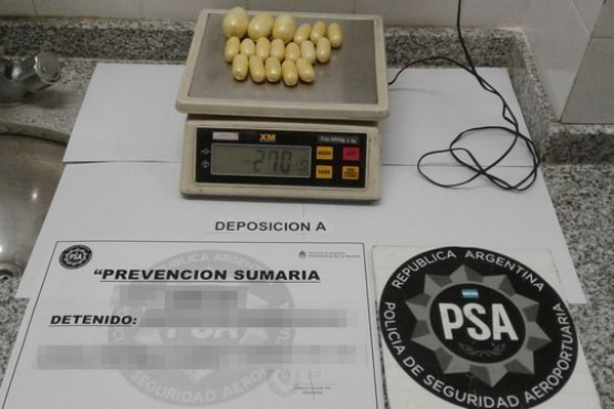 La PSA detuvo a un hombre con 81 cápsulas de cocaína