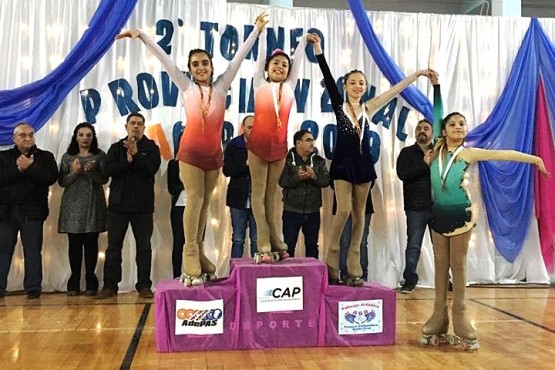 Podios para las patinadoras en Río Turbio