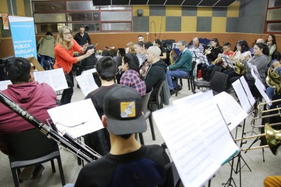 Nuevos instrumentos para las orquestas de Santa Cruz