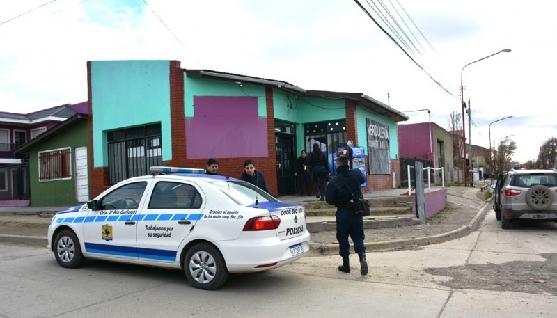 Los peritos tomaron una secuencia fotográfica del lugar. (Foto: C.R.)