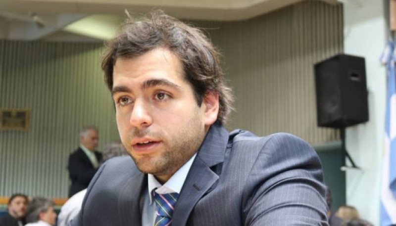 Santiago Gómez, diputado por pueblo de Río Gallegos. 