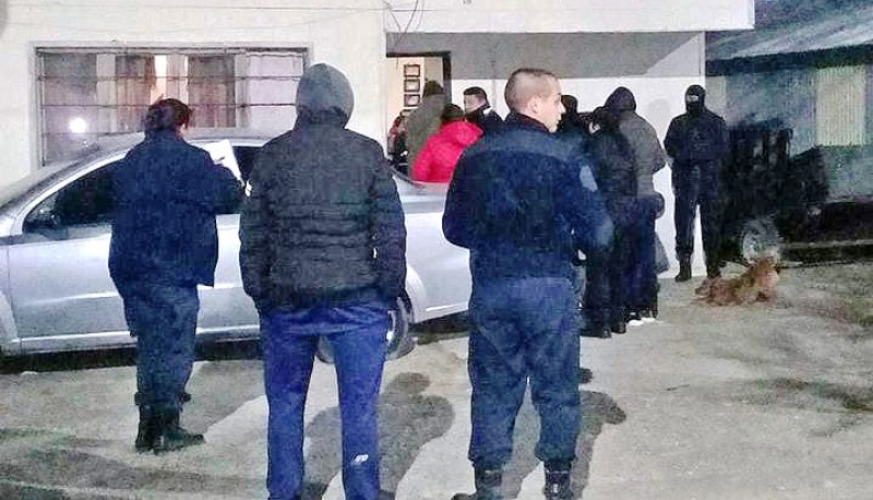 Los policías continúan investigando lo que sucedió con Fernández. (Foto: Diario Más Prensa)