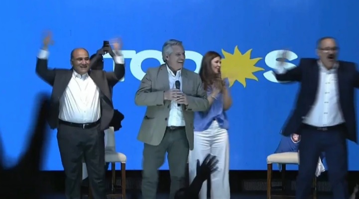 Fernández reemplazó a Cristina.