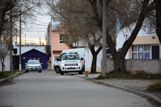 El cuerpo de la mujer fue trasladado a la morgue donde le realizaron la autopsia. (Foto archivo)