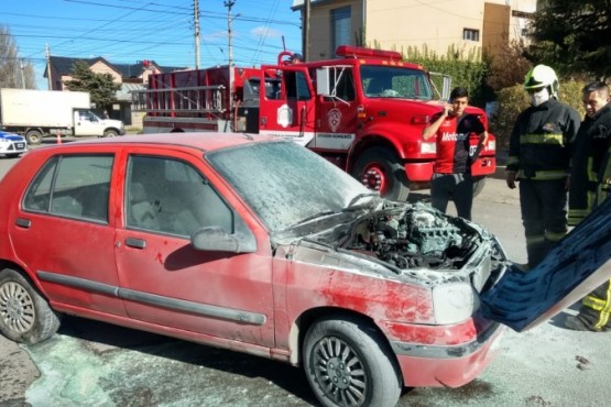 Auto que sufrió incendio (C.G)