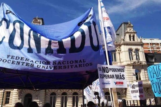 Los representantes de CONADU sostienen el reclamo sobre la necesidad de liquidar parte de la cláusula de forma retroactiva.