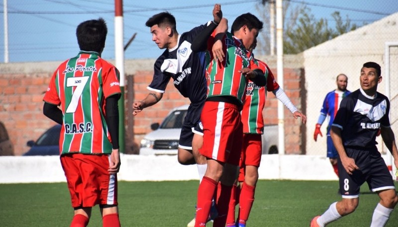 Buenos tres puntos se llevó el Pirata de Piedra Buena. (Foto: Leticia Gal) 