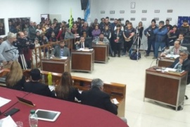 Sesión para tratar el pase a planta municipal de los monotributistas 