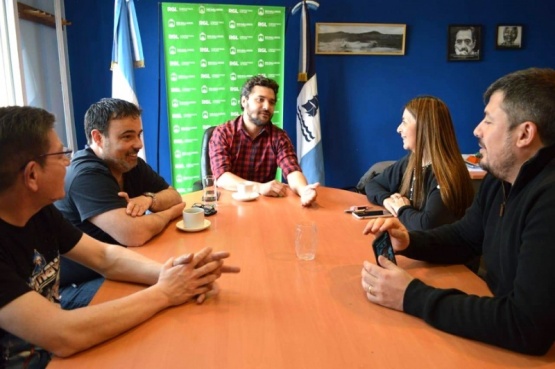 Primera reunión sobre el Paseo Aniversario. 