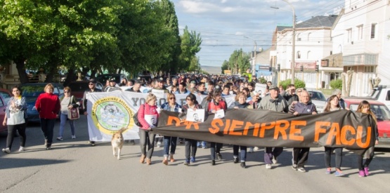 Marcha por Facundo Díaz.