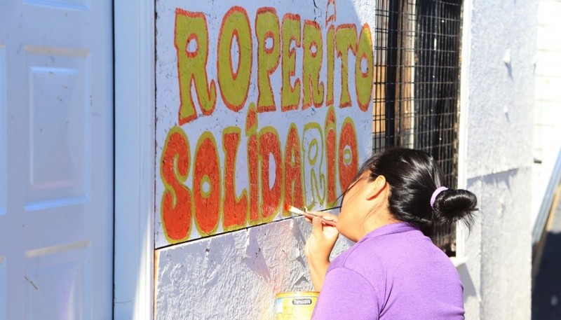 Roperito Solidario en el Barrio Madres a la Lucha (C.G).