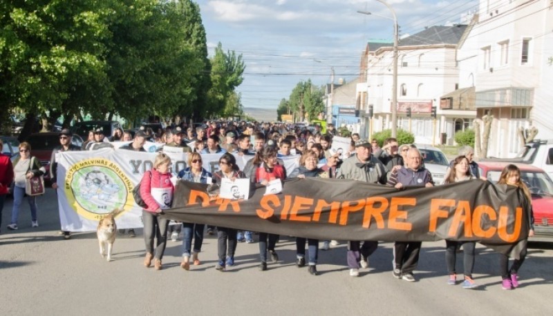 Convocan a las 10 hs en la Legislatura provincial. 