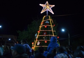 Así será el encendido del arbolito navideño del Municipio