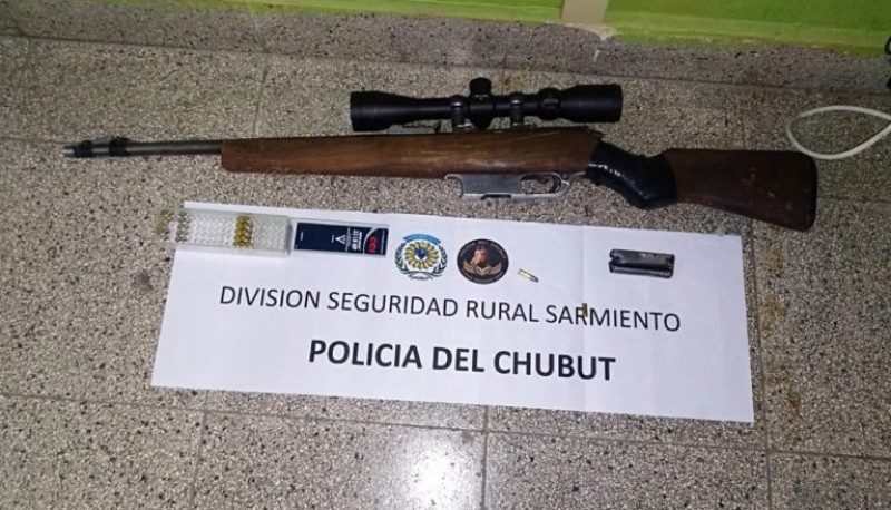 Detenido por tenencia de arma e infracción a la ley de fauna