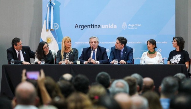 El presidente lanzó el Plan Nacional de Lecturas. 