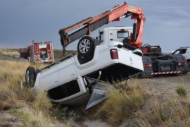 Impactante vuelco en cercanías de Madryn