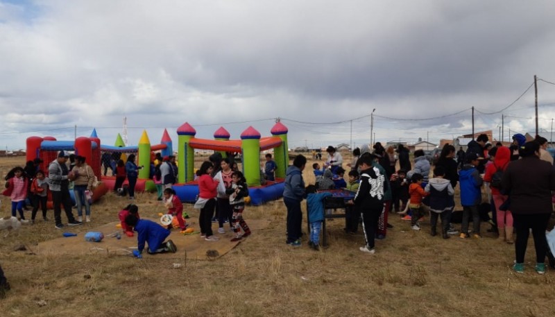 Se llevó a cabo una kermese en el Barrio Bicentenario Dos 