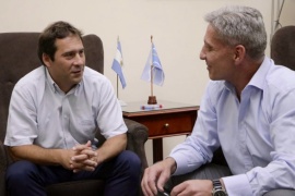 Arcioni se reunió este lunes con Luque