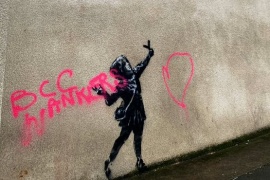 Se reaviva la “polémica del arte” por un grafitti en un dibujo que hizo Bansky por San Valentín