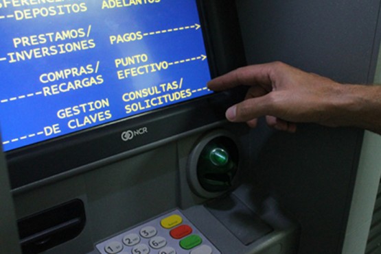 Suben el límite para extraer efectivo de cajeros automáticos