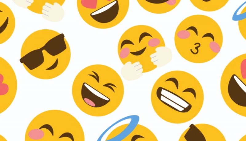 Cómo cambiar el color de los emojis en los estados de WhatsApp