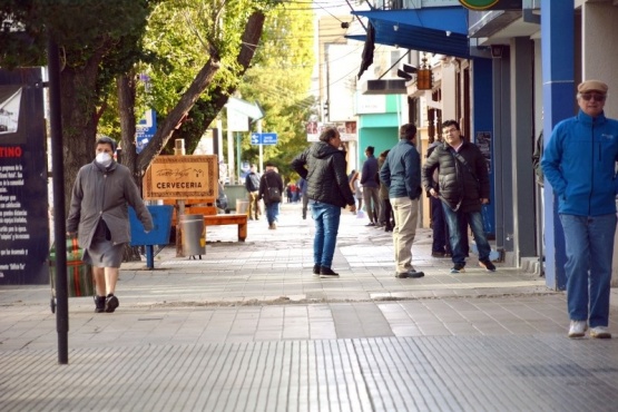 Lo único abierto hoy en el centro de Río Gallegos son las entidades bancarias. (C.R.). 