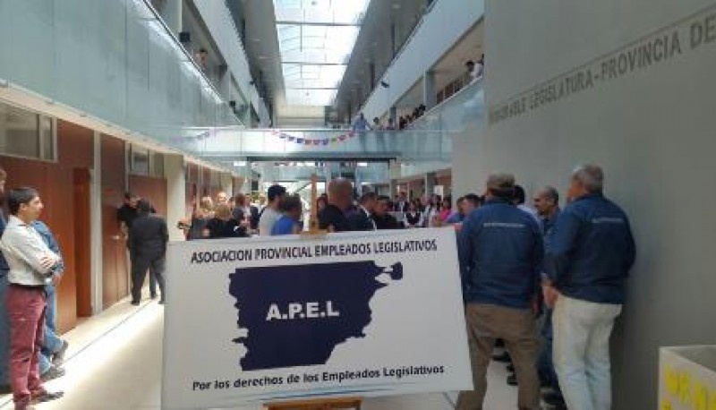 Trabajadores de A.P.E.L (Imagen de archivo)