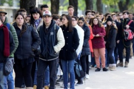 El 20% de los que cobrarán el bono Anses de $10.000 son jóvenes de 18 a 25 años