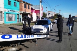 A una mujer le secuestraron dos autos por no respetar el aislamiento