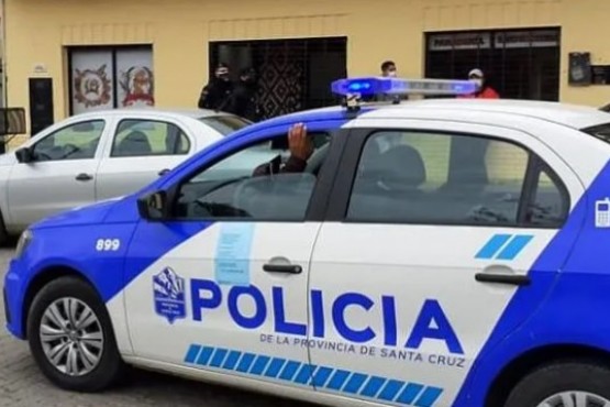 La policía se hizo presente en el lugar. 