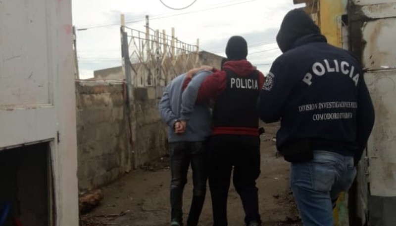 Policía realizó tres allanamientos en el marco de una tentativa de homicidio