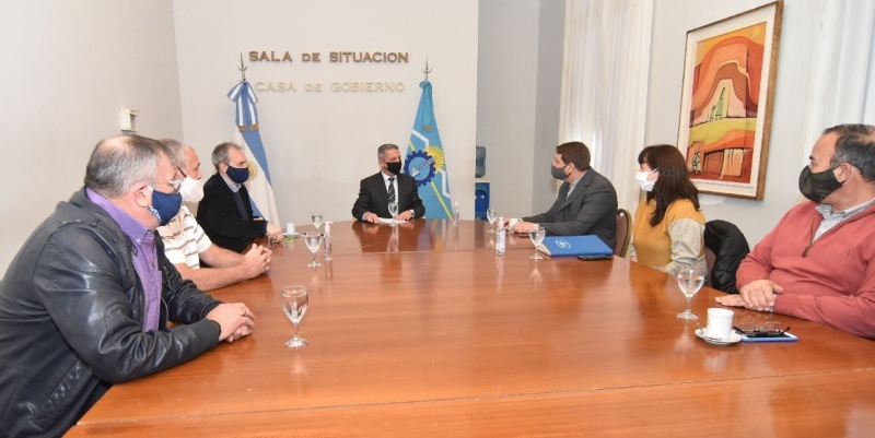 Reunión en Gobierno.