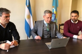 Arcioni mantuvo una videoconferencia con las Cámaras de Comercio