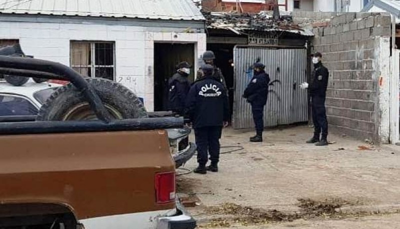 Policía secuestró un vehículo, balas y carne de guanaco destinadas al comercio ilegal