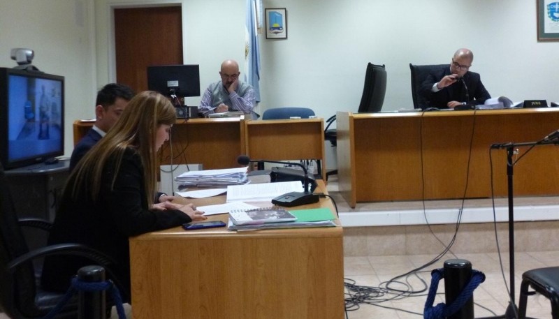 Audiencia de revisión de la prisión preventiva por el homicidio de Gastón Flores