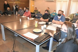 Secretarios y delegados de Luz y Fuerza de la Patagonia brindan su apoyo a Héctor Rubén González