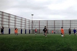 En Río Gallegos se venden “turnos futuros” de fútbol