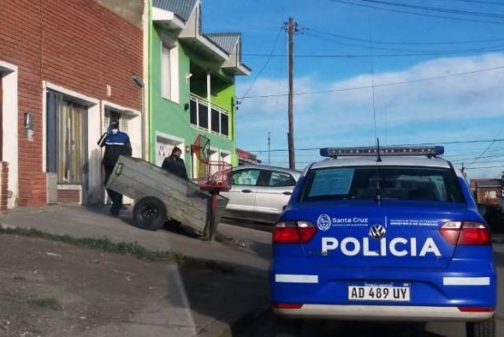 La policía llegó al lugar del hecho. (foto P.A)