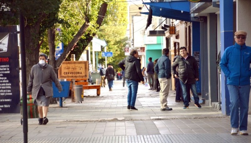 Piden mayor horario para los comercios.